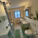 Heidi Mit Appartement *