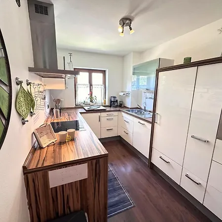 Heidi Mit Apartament *